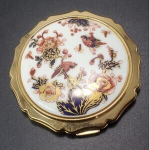 Vintage floral gold tone powder compact Stratton made in England RARE pattern